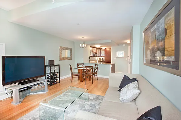 Sold by BLU Real Estate | media 18