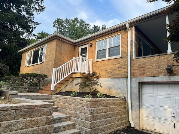 3837 Cooper Rd, Cincinnati, OH 45241
