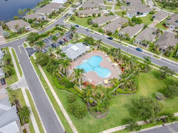 10518 SW Westlawn Boulevard, Port St Lucie, FL 34987