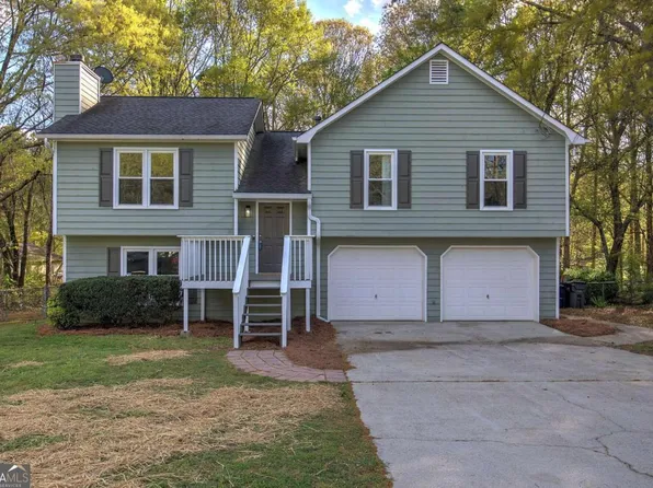 318 Cedar Creek Dr, Dallas, GA 30157