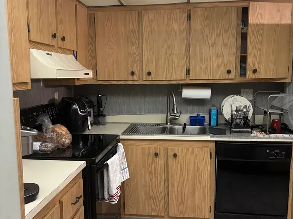 704 SE 2nd Ave, Deerfield Beach, FL 33441