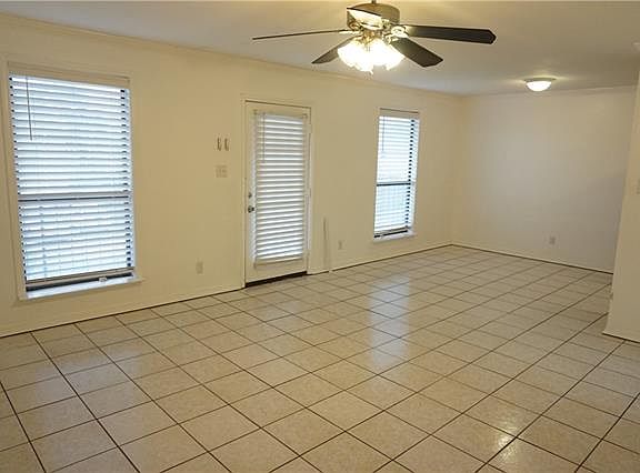 4th image of 1448 Carrollton Ave APT 204