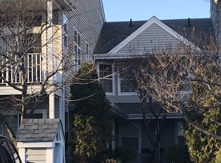 1152 Garrison Ct, Mahwah, NJ 07430