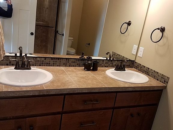 3rd image of 4106 NE 109th Cir