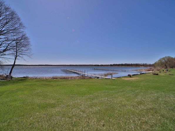 18091 Earle Brown Dr #E-10, Garrison, MN 56450