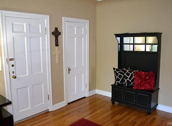 4th image of 8070 Watkins Dr APT 1W
