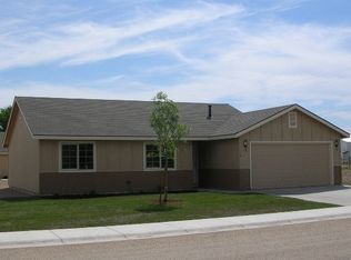 205 Mitchell Dr, Wilder, ID 83686