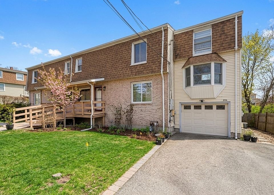 1st image of 206 Lagrange St Unit 206