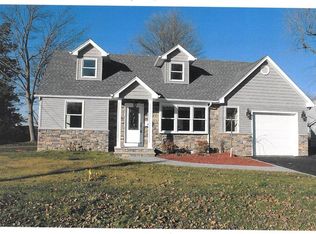 4 Douglas Rd, East Brunswick, NJ 08816