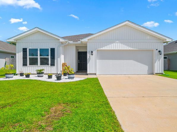 6686 Sun Tree Cir
