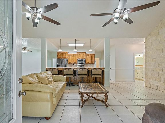 4th image of 600 Hughes Loop