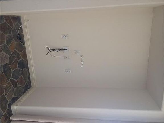 3rd image of 1230 Calcione Dr