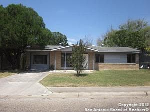 3rd image of 1001 Williamsburg Dr