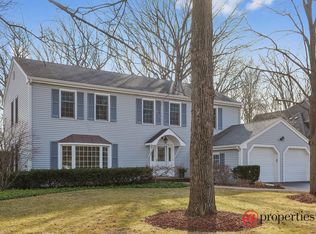 3 Dukes Ln, Lincolnshire, IL