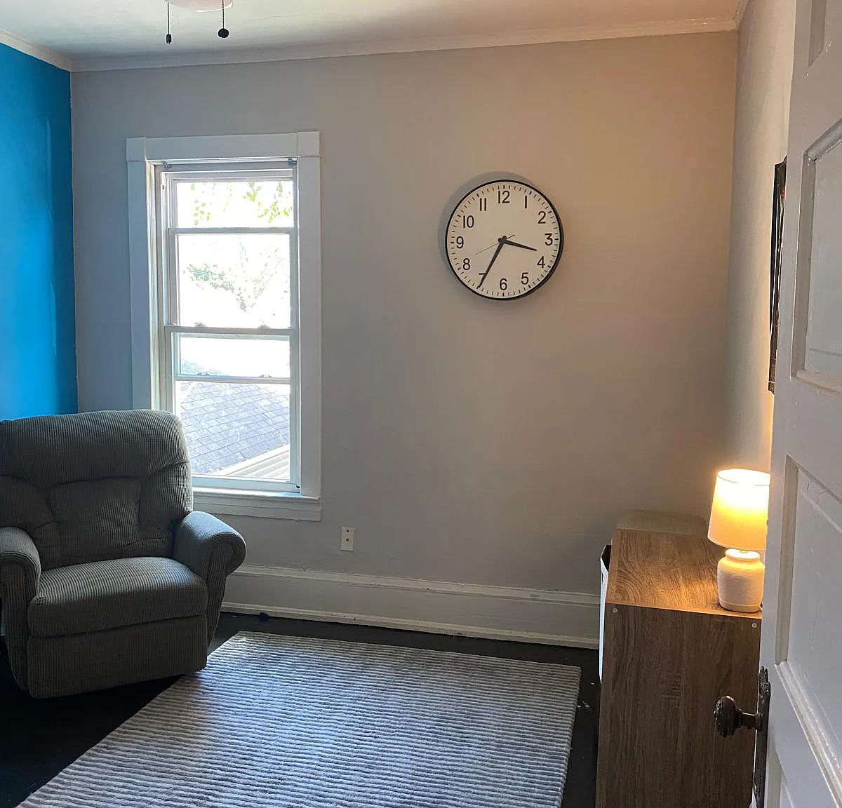 3 bed, 1300 sqft, $1,700 — Photo 3