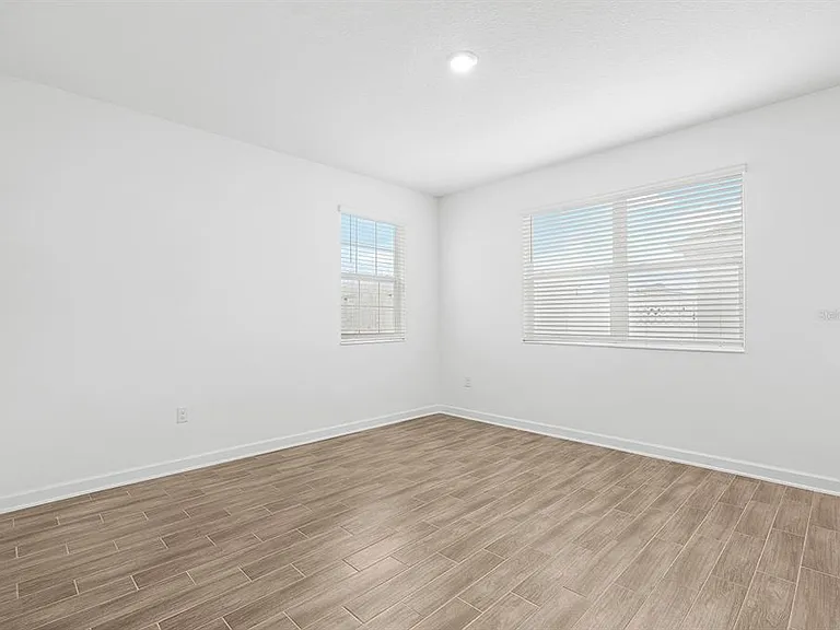 3053 Ella Way — Photo 10