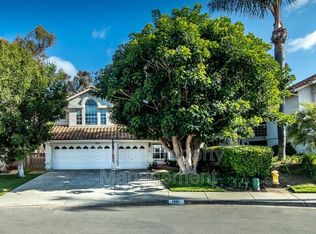 1061 Felicidad Dr, Fallbrook, CA 92028