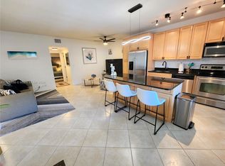 2881 NE 32nd St APT 318, Fort Lauderdale, FL 33306