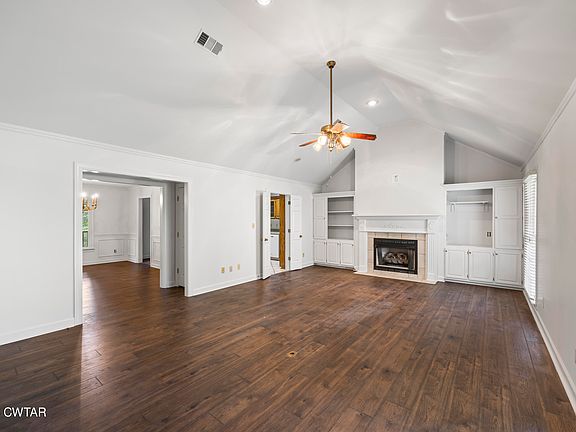 3rd image of 370 Weatheridge Dr
