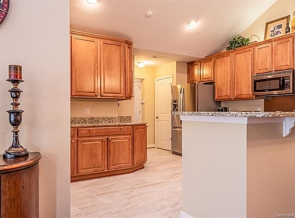 4th image of 4727 Polo Gate Blvd