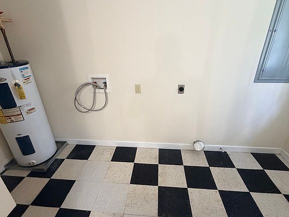 5th image of 804 Chestnut St