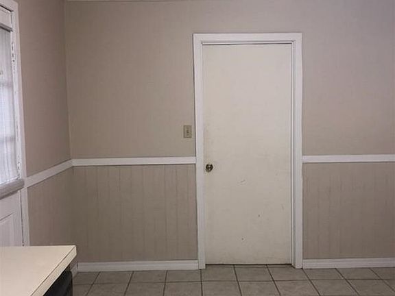 3rd image of 101 Grant St