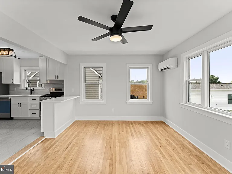 1818 Orange Rd — Photo 29