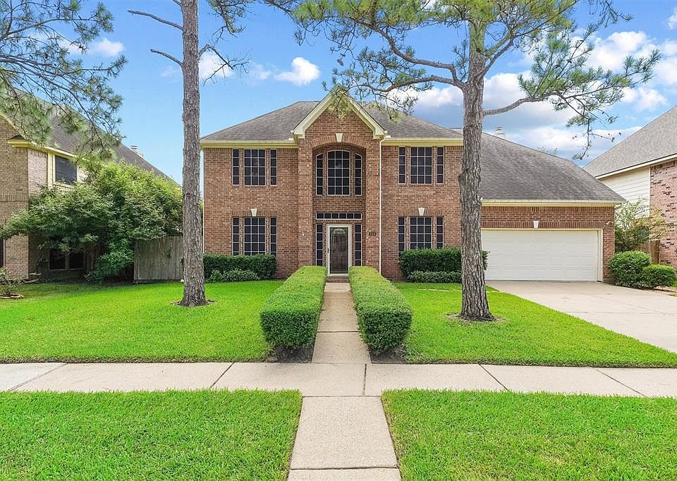 1st image of 314 Cheddington Drive