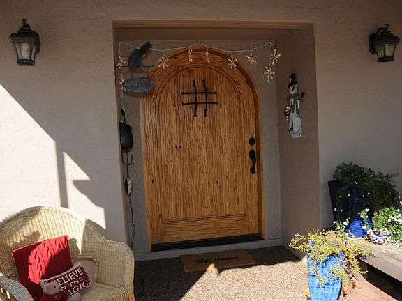 2nd image of 333 E Mariposa