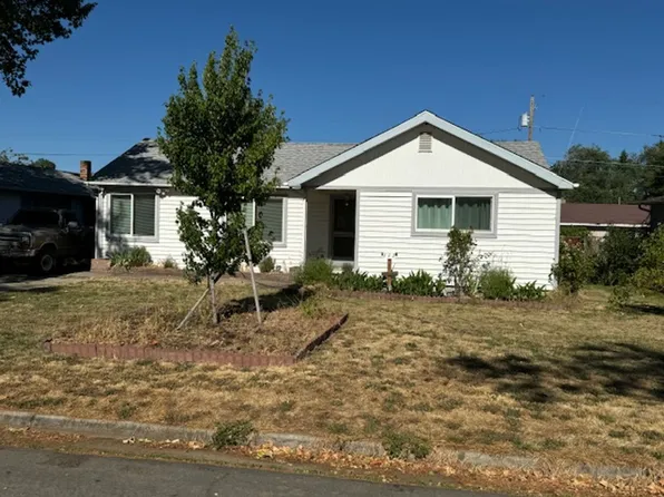 111 Chestnut St, Medford, OR 97501