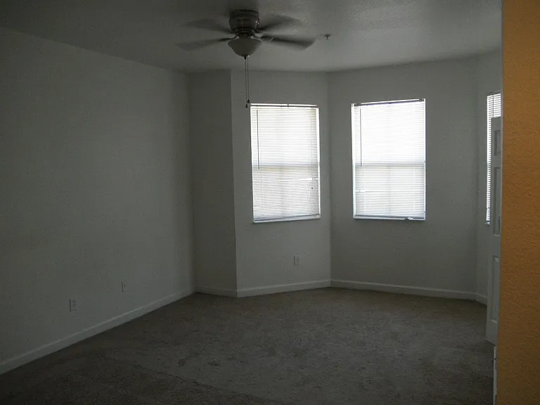 2405 Shoma Dr — Photo 9