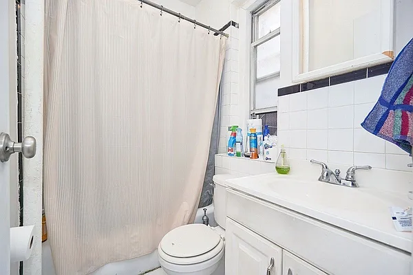 Rented by Keller Williams NYC | media 10