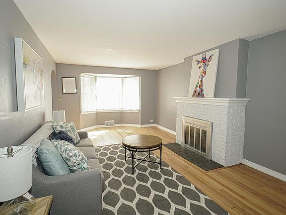 3rd image of 622 Lorraine Ave