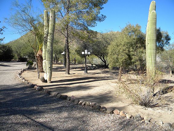 2nd image of 4830 S La Cholla Blvd