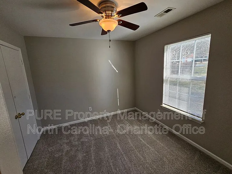 8237 Hornwood Ct — Photo 23