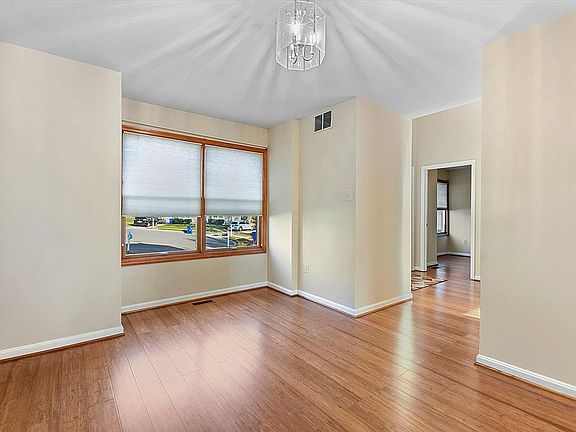 5th image of 3612 Quaker Mill Ct