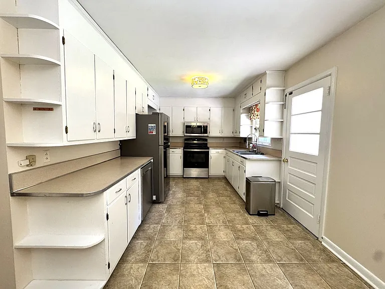 2864 Wilmington Hwy — Photo 10