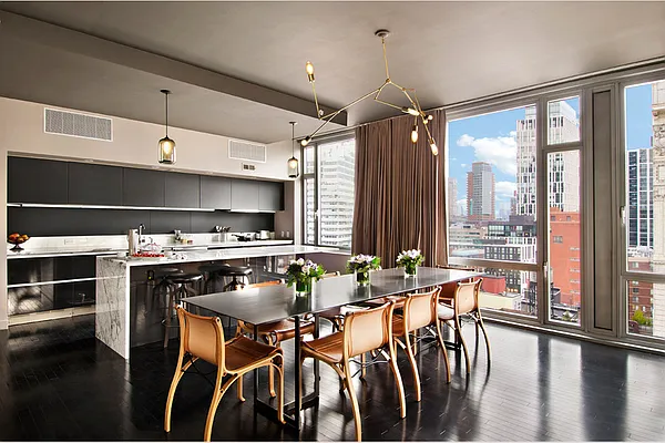 Sold by Stribling | media 5