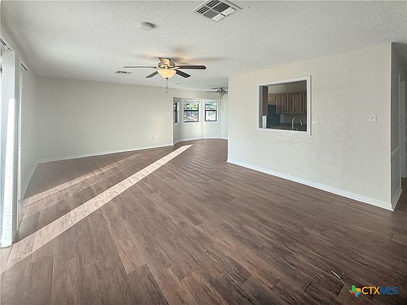 4th image of 1712 Jackson St