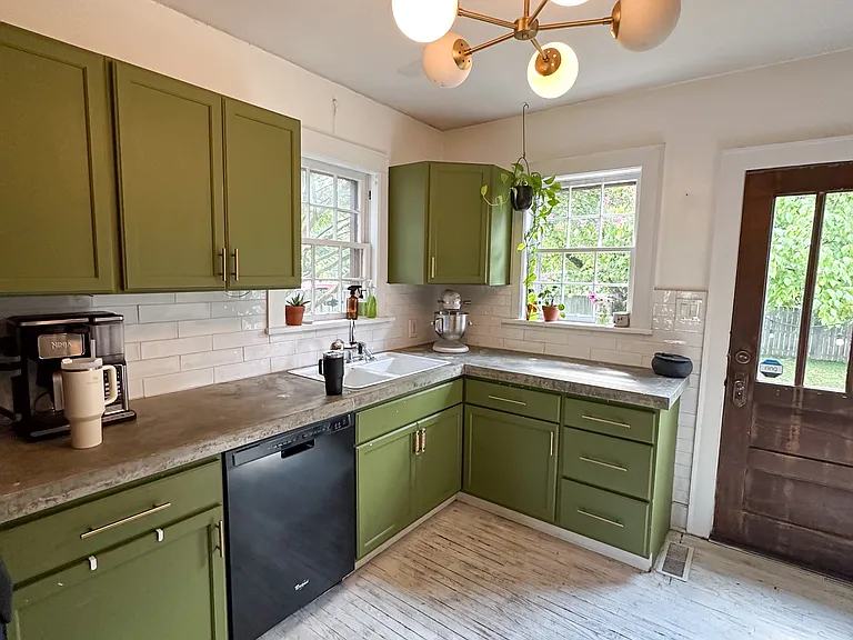 118 Lynnview Dr — Photo 10