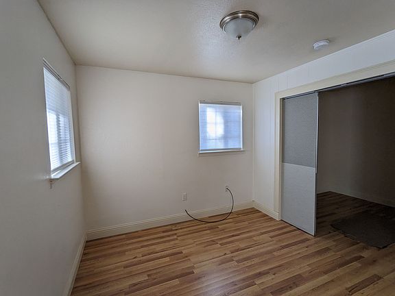 3rd image of 3686 Willow Ave #1