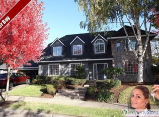 836 Fairway View Dr, Eugene, OR 97401