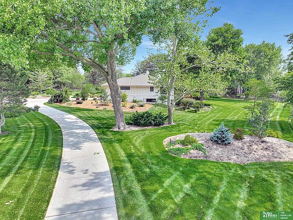 5th image of 5838 Hawkswood Cir