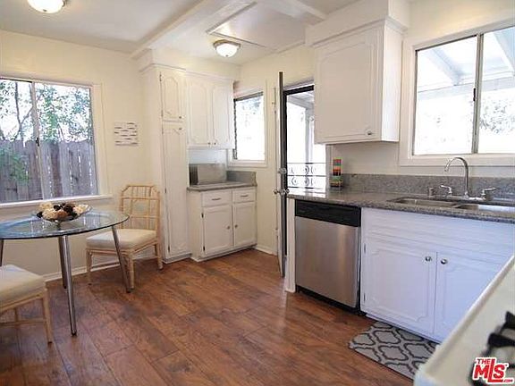 5th image of 4181 York Blvd