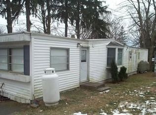 8 Knolls Way, Mahopac, NY 10541