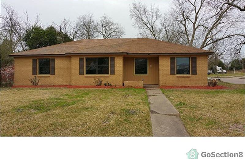 1st image of 4102 Dacca Dr