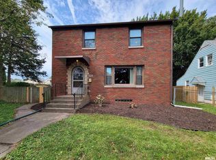 2640 N Division St, Davenport, IA 52804
