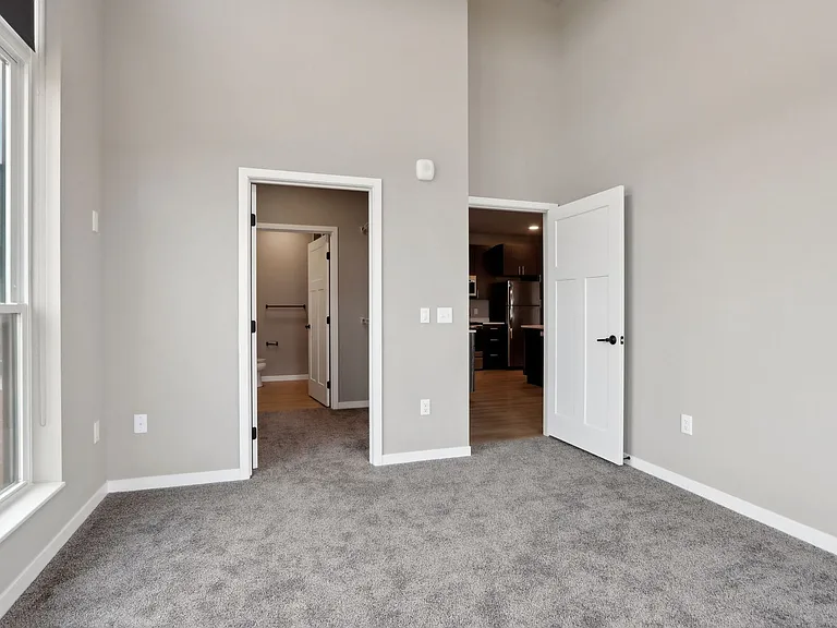 The Tuxedo Apartments — Photo 106