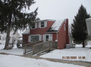 210 E Penn St, La Farge, WI 54639