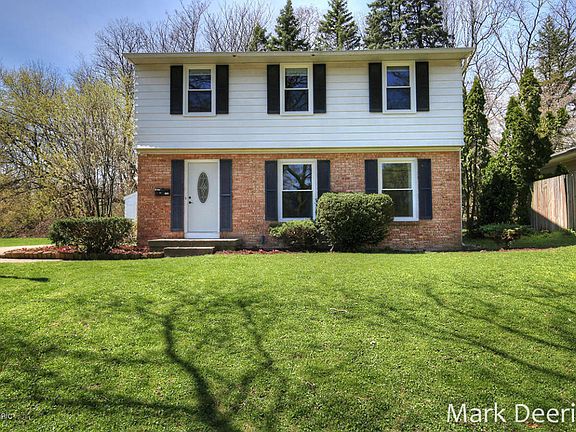 2nd image of 2311 Sylvan Ave SE